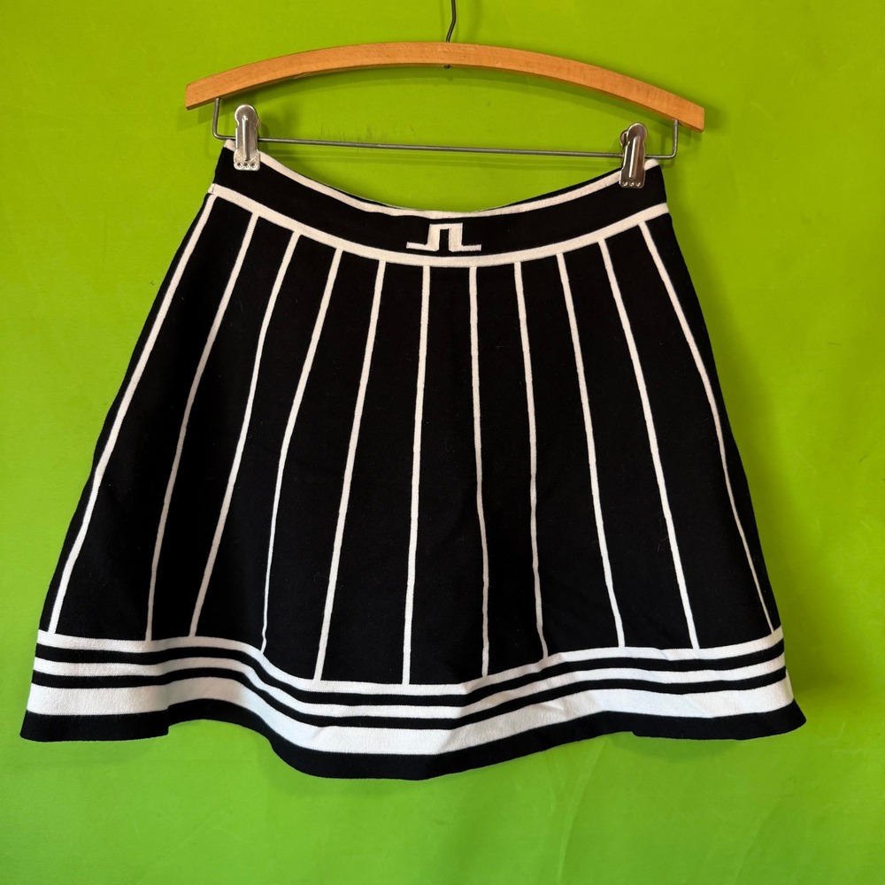 J.Lindeberg Womens Black White Striped Knit Golf Skort Skirt Size M Bridge Logo